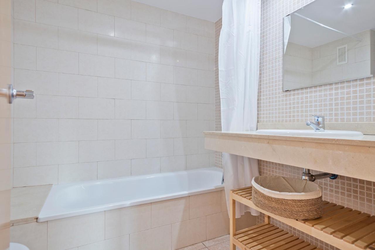 Alcam Rubi Apartment Luaran gambar